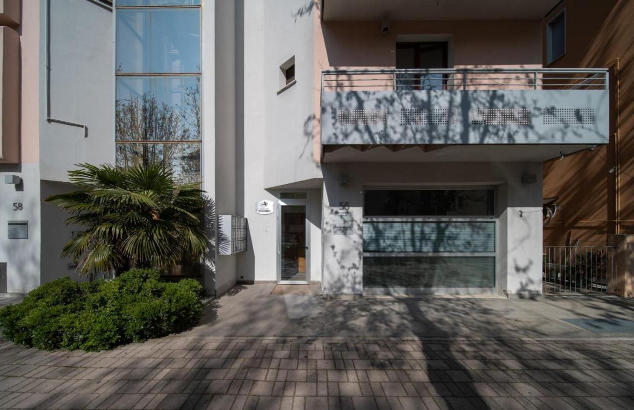 Residence Alessandra チェゼナーティコ エクステリア 写真