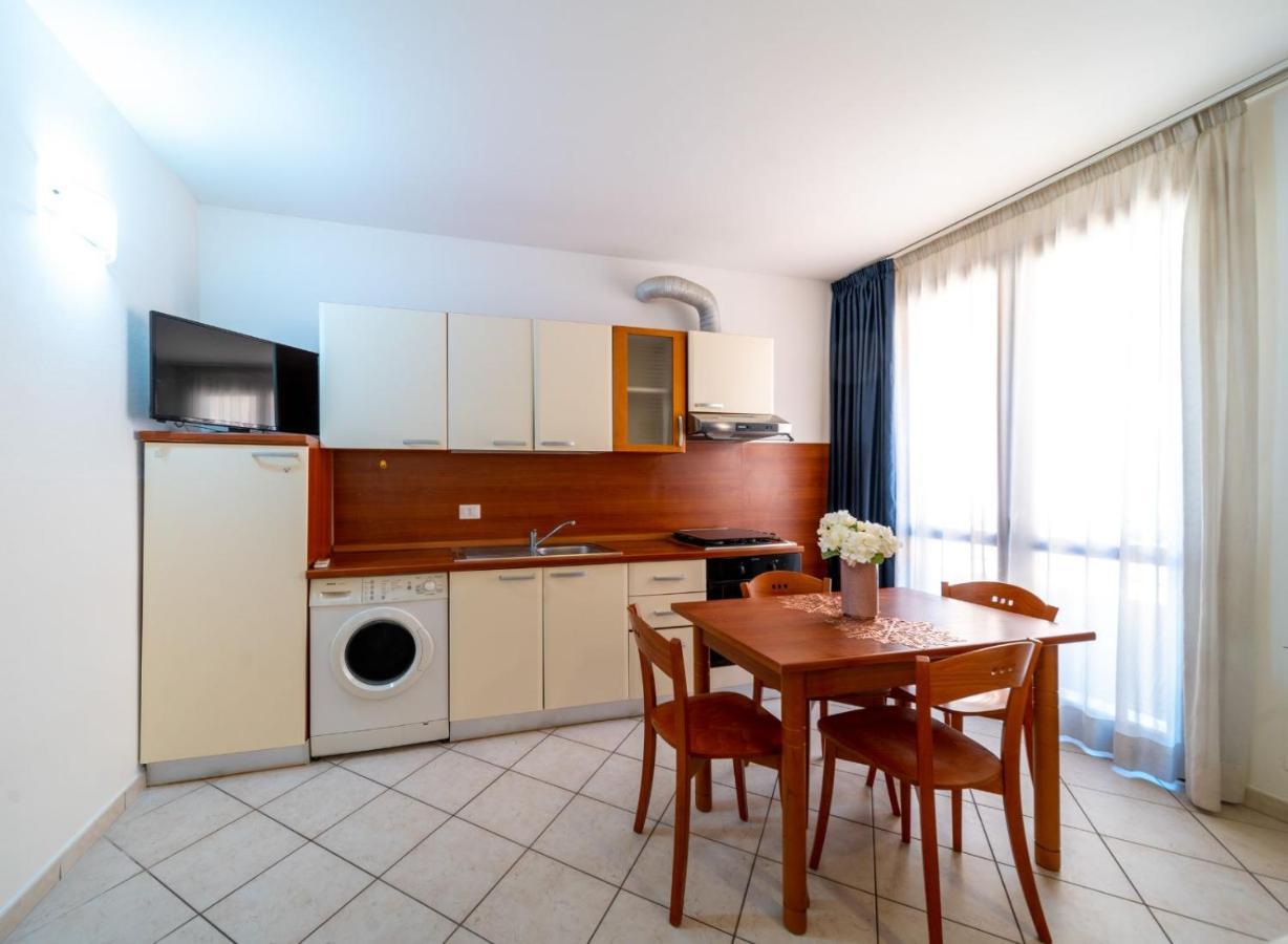 Residence Alessandra チェゼナーティコ エクステリア 写真