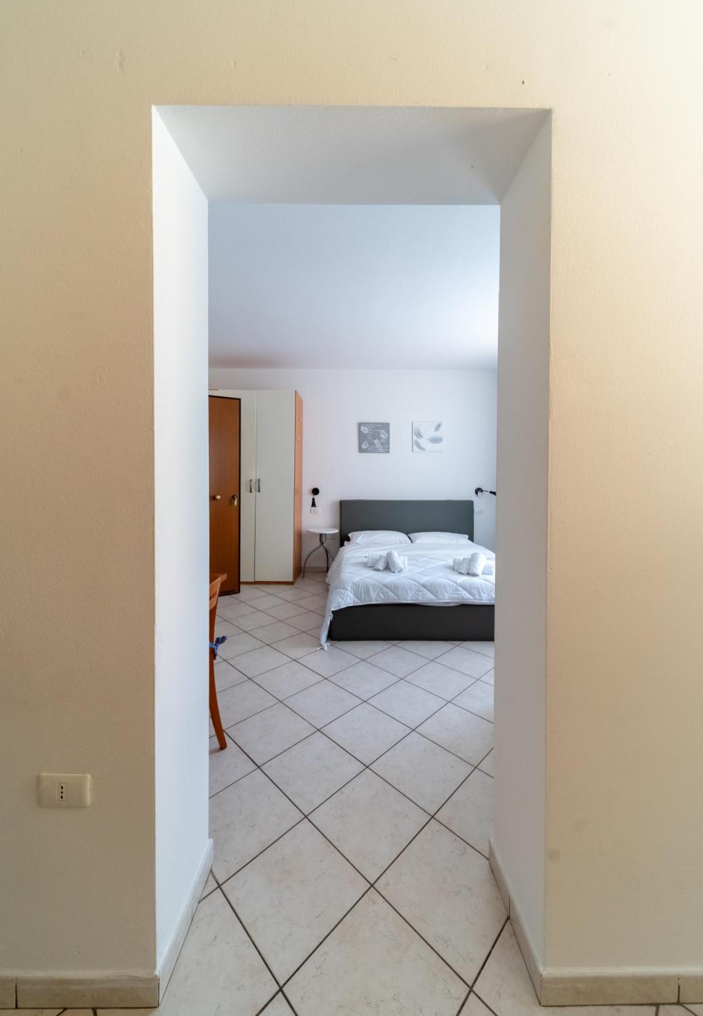 Residence Alessandra チェゼナーティコ エクステリア 写真