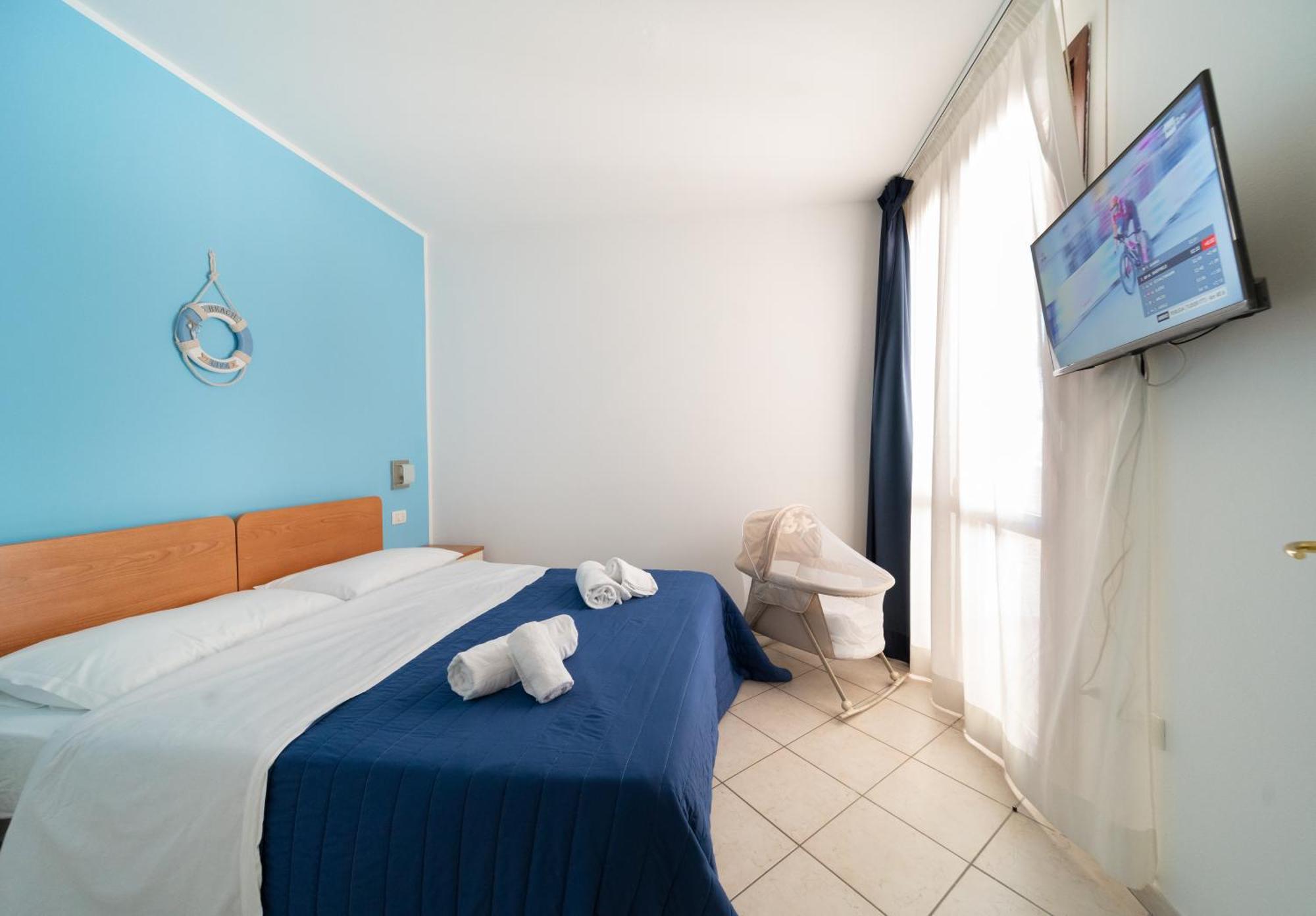Residence Alessandra チェゼナーティコ エクステリア 写真